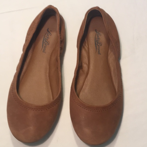 light brown flat shoes